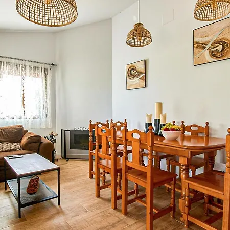 Pet Friendly In With Kitchen Colmenar