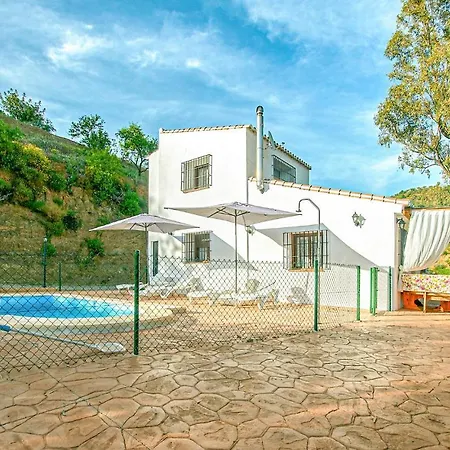 Holiday home Pet Friendly In With Kitchen Colmenar