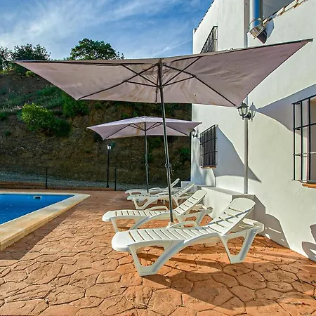 Holiday home Pet Friendly In With Kitchen