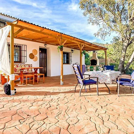 Pet Friendly In With Kitchen Holiday home Colmenar